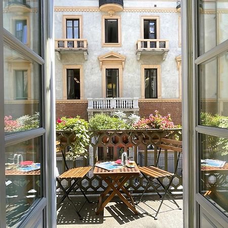La Casa Di Ringhiera - Silenzioso Appartamento Di Charme Con Balcone Nel Quadrilatero Romano Turín Exterior foto