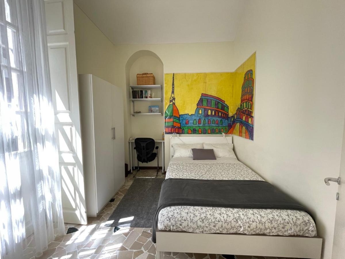 La Casa Di Ringhiera - Silenzioso Appartamento Di Charme Con Balcone Nel Quadrilatero Romano Turín Exterior foto