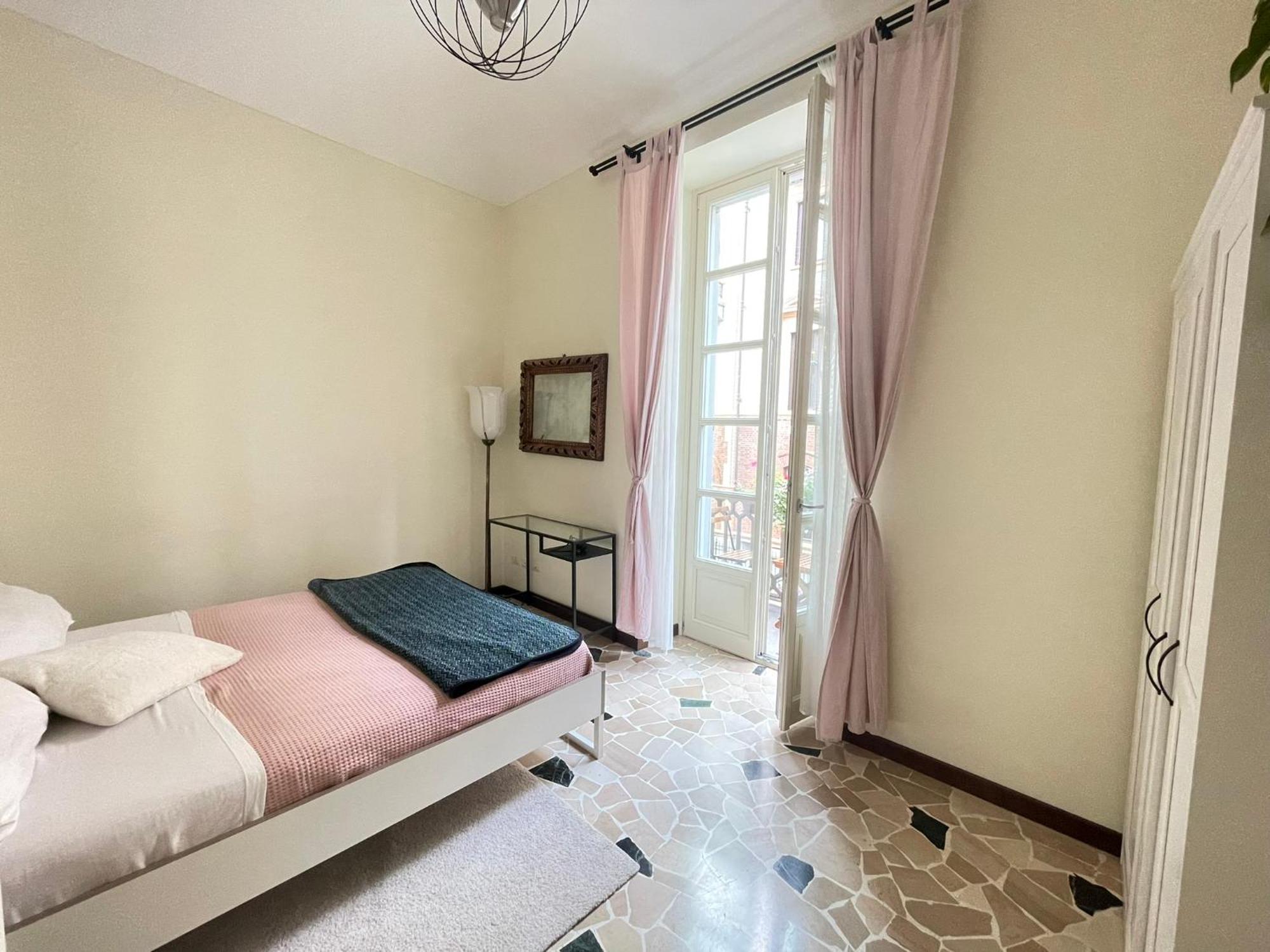 La Casa Di Ringhiera - Silenzioso Appartamento Di Charme Con Balcone Nel Quadrilatero Romano Turín Exterior foto